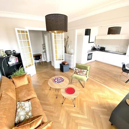 T3 De 73 M2 , Garage , Vue Montagnes Et Chateau Annecy Exterior foto